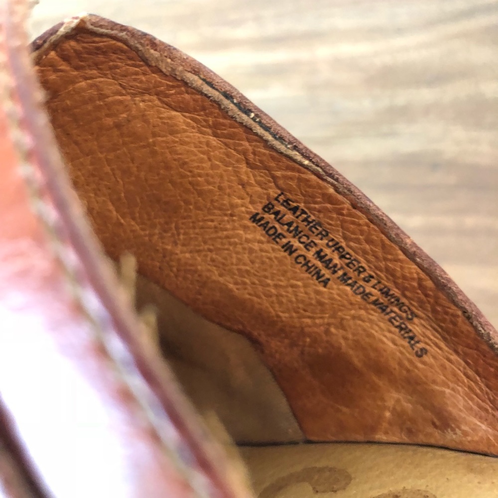 Born Clogs - Picture 5 of 5
